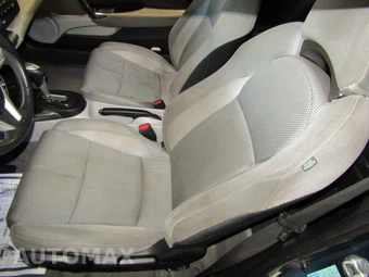 2011 Honda CR-Z EX - miniatura 10