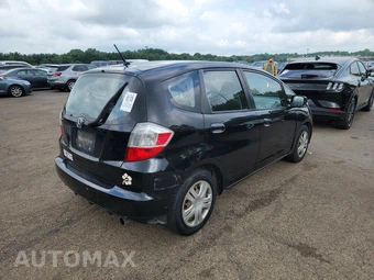 2011 Honda Fit – miniatura 4