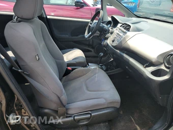 2011 Honda Fit – miniatura 8
