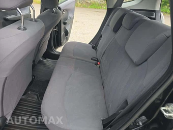 2011 Honda Fit – miniatura 10