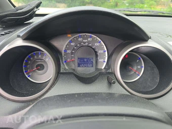 2011 Honda Fit – miniatura 6