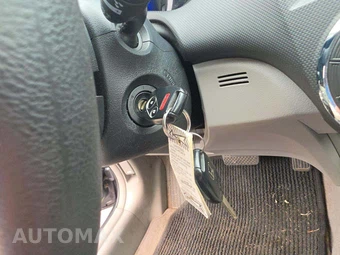 2011 Honda Insight EX - miniatura 8