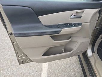 2011 Honda Odyssey EX 118.1" WB - miniatura 9