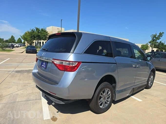 2011 Honda Odyssey EX 118.1" WB - miniatura 3