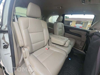 2011 Honda Odyssey EX-L 118.1" WB - miniatura 14