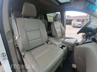 2011 Honda Odyssey EX-L 118.1" WB - miniatura 16