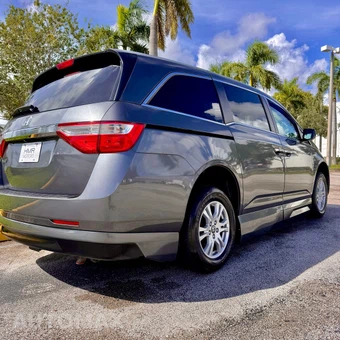 2011 Honda Odyssey EX-L 118.1" WB - miniatura 11