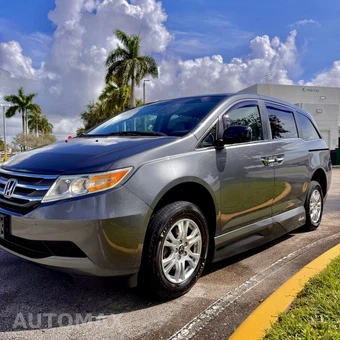 2011 Honda Odyssey EX-L 118.1" WB - miniatura 18