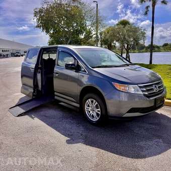 2011 Honda Odyssey EX-L 118.1" WB - miniatura 2