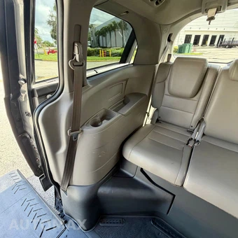 2011 Honda Odyssey EX-L 118.1" WB - miniatura 24