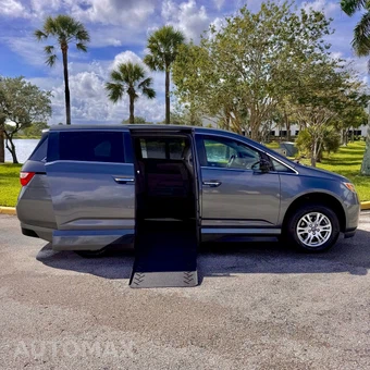 2011 Honda Odyssey EX-L 118.1" WB - miniatura 4