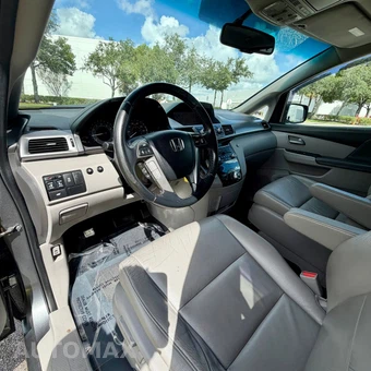2011 Honda Odyssey EX-L 118.1" WB - miniatura 44