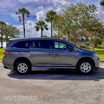 2011 Honda Odyssey EX-L 118.1" WB - miniatura 9