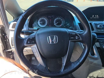 2011 Honda Odyssey EX-L w/Navigation 118.1" WB - miniatura 10