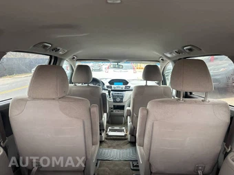 2011 Honda Odyssey LX 118.1" WB - miniatura 5