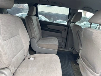 2011 Honda Odyssey LX 118.1" WB - miniatura 7
