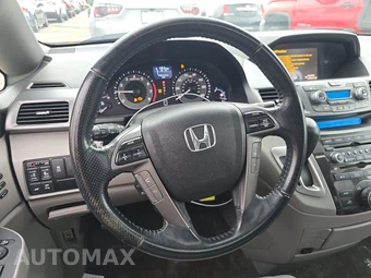 2011 Honda Odyssey Touring 118.1" WB - miniatura 10
