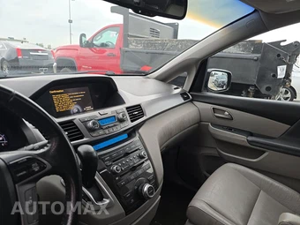 2011 Honda Odyssey Touring 118.1" WB - miniatura 11