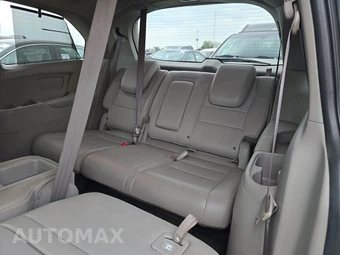2011 Honda Odyssey Touring 118.1" WB - miniatura 14