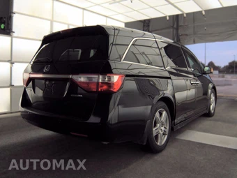 2011 Honda Odyssey Touring 118.1" WB - miniatura 4