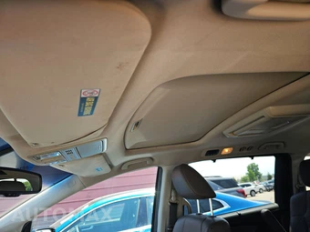 2011 Honda Odyssey Touring 118.1" WB - miniatura 19