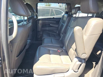 2011 Honda Odyssey Touring 118.1" WB - miniatura 13