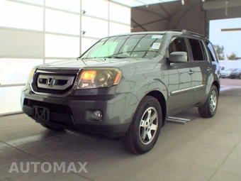 2011 Honda Pilot Touring w/Navigation & RES
