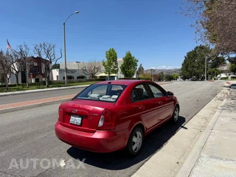 2011 Hyundai Accent GLS Sedan - miniatura 4