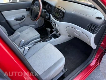 2011 Hyundai Accent GLS Sedan - miniatura 7