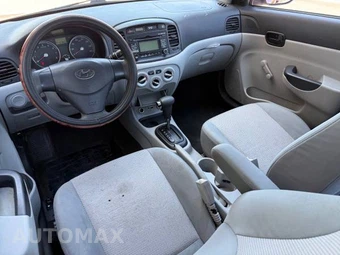 2011 Hyundai Accent GLS Sedan - miniatura 9
