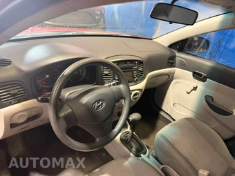 2011 Hyundai Accent GLS Sedan – miniatura 10