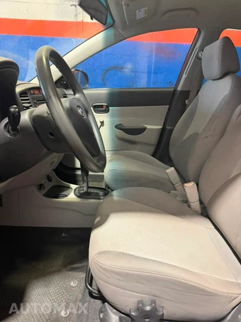 2011 Hyundai Accent GLS Sedan – miniatura 12