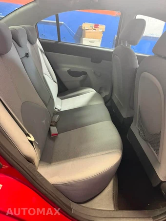 2011 Hyundai Accent GLS Sedan – miniatura 8