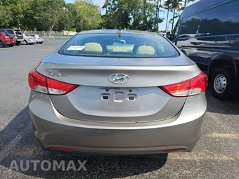 2011 Hyundai Elantra GLS Sedan – miniatura 5