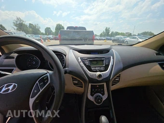 2011 Hyundai Elantra GLS Sedan - miniatura 11