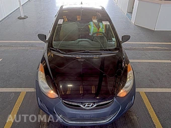 2011 Hyundai Elantra GLS Sedan - miniatura 2