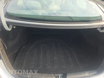 2011 Hyundai Elantra GLS Sedan - miniatura 16