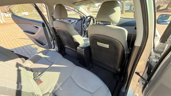 2011 Hyundai Elantra GLS Sedan - miniatura 15
