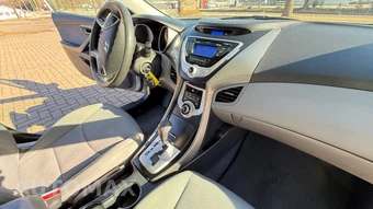 2011 Hyundai Elantra GLS Sedan - miniatura 20