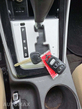 2011 Hyundai Elantra GLS Sedan – miniatura 5
