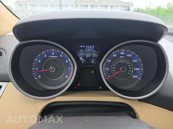 2011 Hyundai Elantra GLS Sedan – miniatura 6