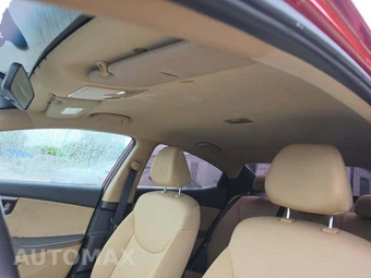 2011 Hyundai Elantra GLS Sedan – miniatura 8