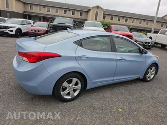 2011 Hyundai Elantra GLS Sedan - miniatura 3