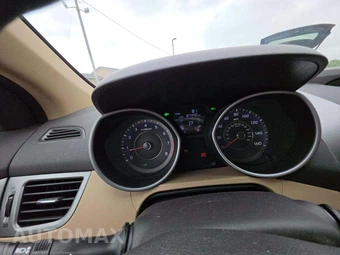2011 Hyundai Elantra GLS Sedan - miniatura 9