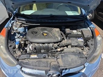 2011 Hyundai Elantra GLS Sedan – miniatura 18