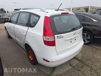 2011 Hyundai Elantra Touring GLS Wagon - miniatura 2