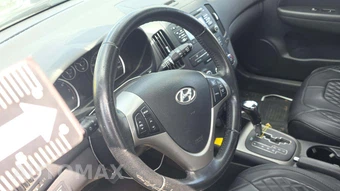2011 Hyundai Elantra Touring SE Wagon - miniatura 26