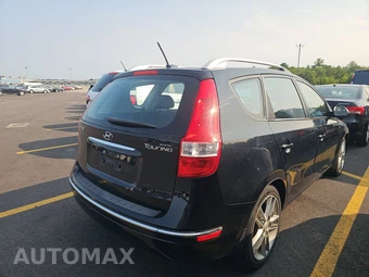 2011 Hyundai Elantra Touring SE Wagon - miniatura 4