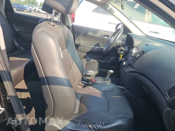 2011 Hyundai Elantra Touring SE Wagon - miniatura 8