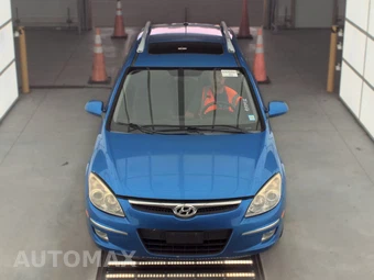 2011 Hyundai Elantra Touring SE Wagon – miniatura 2